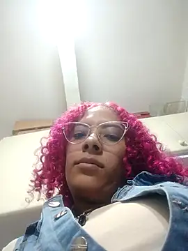 CATTALINAHOT online show from April 2026 03:43:01 AM