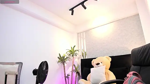 lily cash1 online show from January 2026 02:22:01 PM