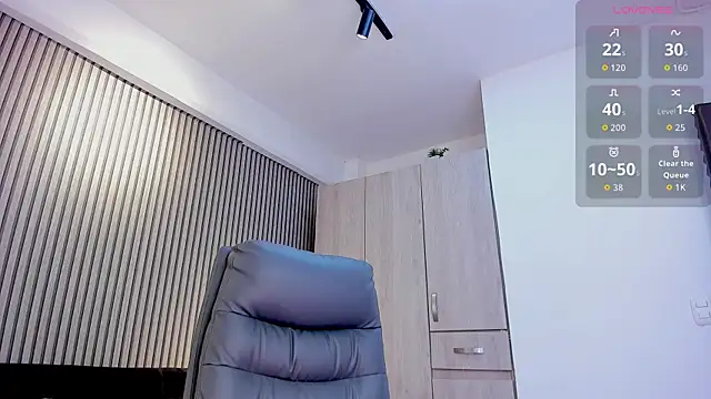 Snapshot of lily_cash1 chatting on November 2025 08:13:02 PM lily cash1 online show from November 2025 08:13:02 PM