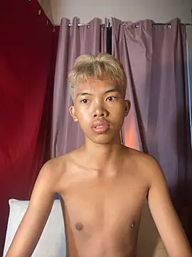 Snapshot of urcumjp chatting on November 2025 10:57:02 PM urcumjp online show from November 2025 10:57:02 PM