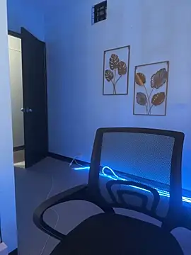 urcumjp online show from January 2026 05:17:01 PM