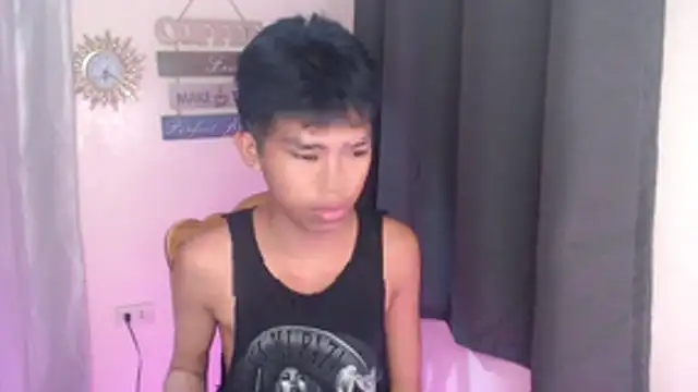 Snapshot of urcumjp chatting on December 2025 02:19:01 PM urcumjp online show from December 2025 02:19:01 PM