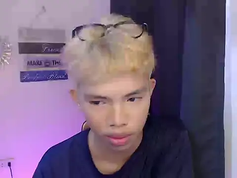 Snapshot of urcumjp chatting on November 2025 04:13:01 AM urcumjp online show from November 2025 04:13:01 AM