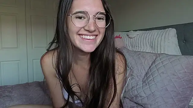 bambifarrina online show from June 2026 12:37:01 AM