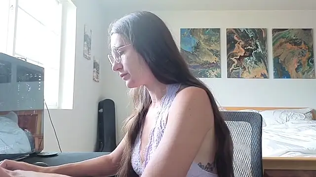 bambifarrina online show from June 2026 02:58:01 PM