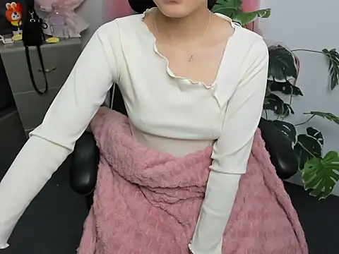 Snapshot of Xiao_cute chatting on November 2025 04:07:01 PM Xiao cute online show from November 2025 04:07:01 PM