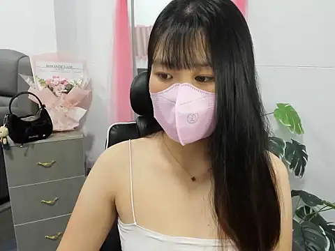 Snapshot of Xiao_cute chatting on November 2025 12:42:01 PM Xiao cute online show from November 2025 12:42:01 PM