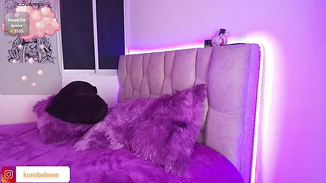 Kuro Vall online show from November 2025 03:23:01 PM