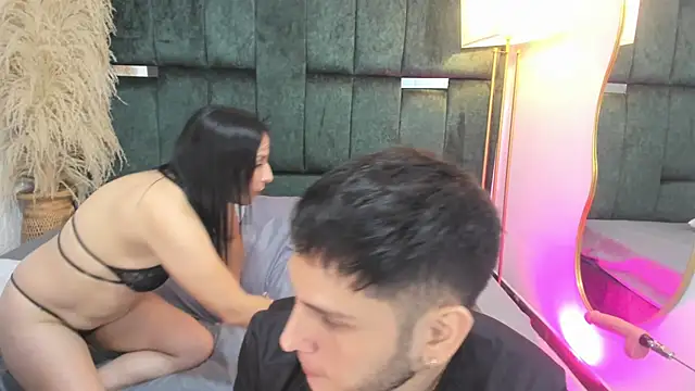 Charlotte Brian online show from October 2025 12:49:02 AM