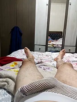 Snapshot of Gustavo198045 chatting on September 2025 03:12:02 AM Gustavo198045 online show from September 2025 03:12:02 AM