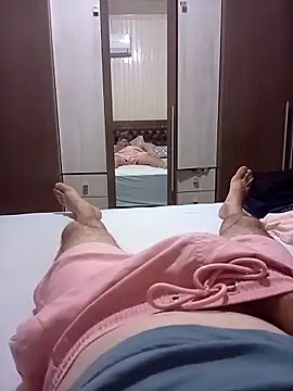 Gustavo198045 online show from March 2026 12:48:02 AM