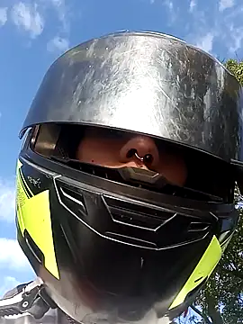 Foxxy Doll online show from November 2025 12:05:02 PM