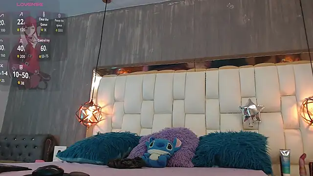 Foxxy Doll online show from January 2026 07:39:01 PM