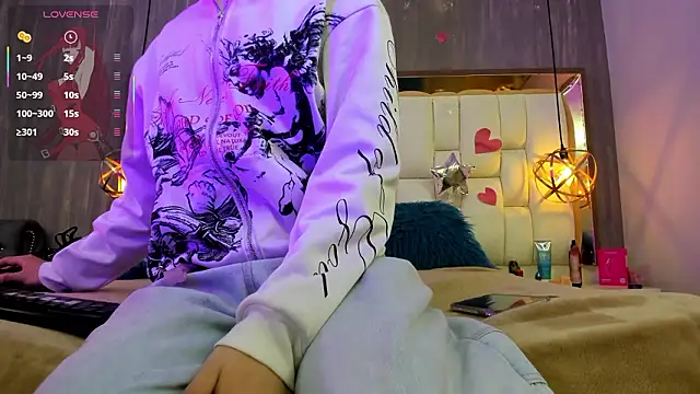 Foxxy Doll online show from March 2026 02:34:02 PM