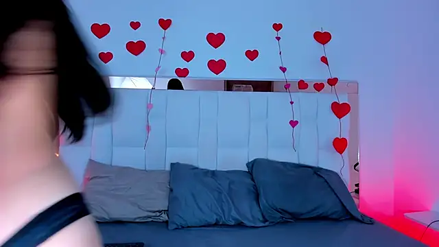 ZoeBarnett online show from February 2026 06:08:02 PM