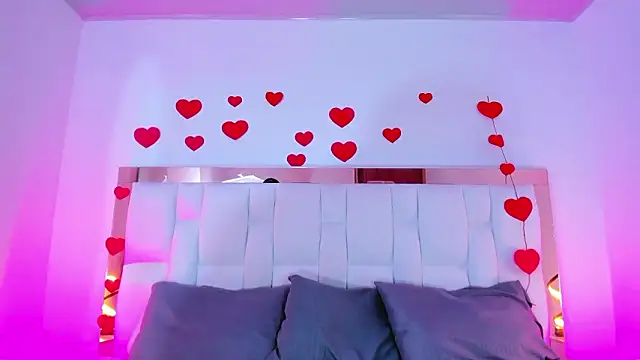 ZoeBarnett online show from March 2026 06:13:02 PM