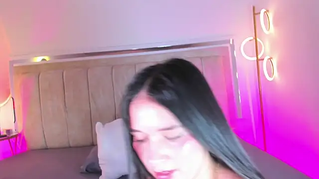 ZoeBarnett online show from March 2026 12:40:01 PM