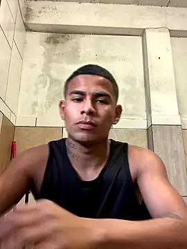 Snapshot of Novindot23cm chatting on November 2025 07:50:02 PM Novindot23cm online show from November 2025 07:50:02 PM