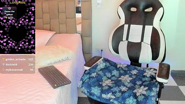 gabrielaponce11 online show from May 2026 02:54:02 AM