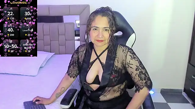 gabrielaponce11 online show from May 2026 11:45:01 PM