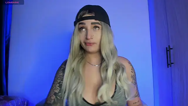 Snapshot of scarlett_Collinss chatting on October 2025 04:46:01 AM scarlett Collinss online show from October 2025 04:46:01 AM