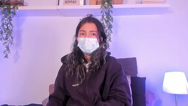 Vampgyal online show from November 2025 08:34:01 PM