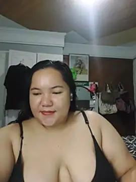 Snapshot of LianaCruzado chatting on July 2026 05:27:02 PM LianaCruzado online show from July 2026 05:27:02 PM