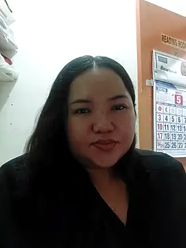 LianaCruzado online show from May 2026 12:47:02 PM