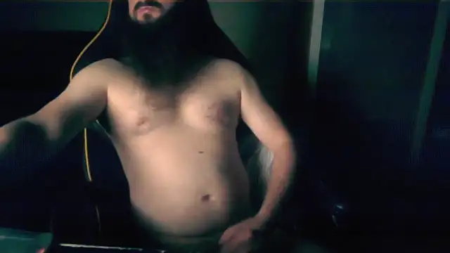 Snapshot of LondonMan1988 chatting on November 2025 11:52:02 PM LondonMan1988 online show from November 2025 11:52:02 PM