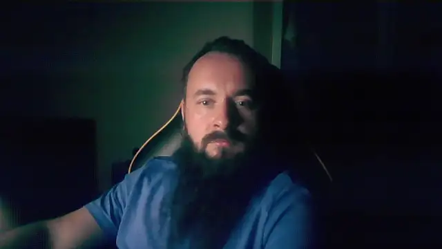 Snapshot of LondonMan1988 chatting on November 2025 05:35:02 PM LondonMan1988 online show from November 2025 05:35:02 PM