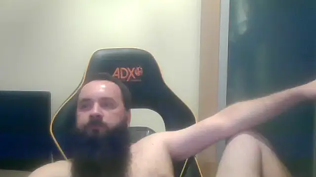 LondonMan1988 online show from October 2025 08:53:01 PM