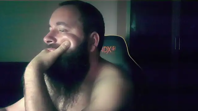 Snapshot of LondonMan1988 chatting on November 2025 08:13:01 AM LondonMan1988 online show from November 2025 08:13:01 AM