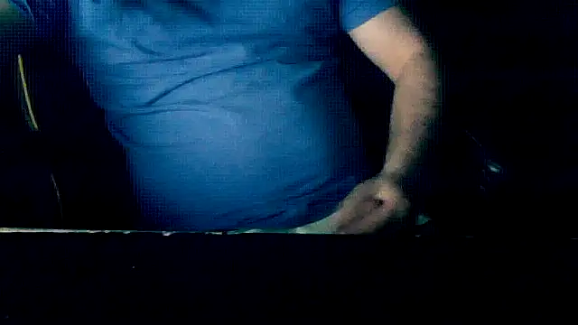 LondonMan1988 online show from March 2026 06:12:01 PM