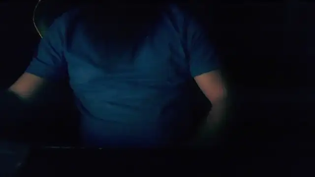 Snapshot of LondonMan1988 chatting on November 2025 06:34:01 PM LondonMan1988 online show from November 2025 06:34:01 PM