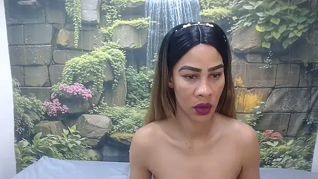 GlowGoddessxx online show from June 2026 03:45:01 AM