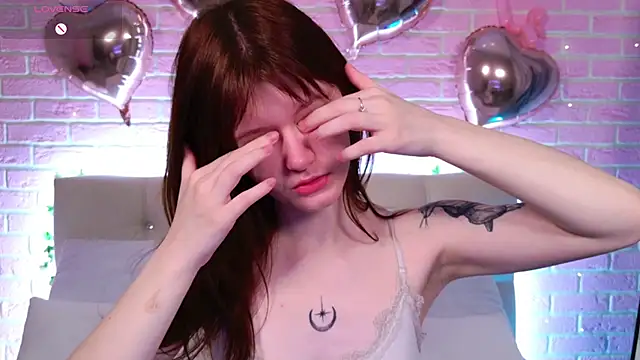 Snapshot of Aria_Vox chatting on November 2025 03:53:02 AM Aria Vox online show from November 2025 03:53:02 AM