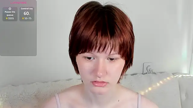 Snapshot of Aria_Vox chatting on June 2026 10:26:02 AM Aria Vox online show from June 2026 10:26:02 AM
