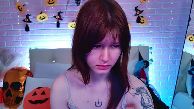 Snapshot of Aria_Vox chatting on October 2025 03:38:01 AM Aria Vox online show from October 2025 03:38:01 AM