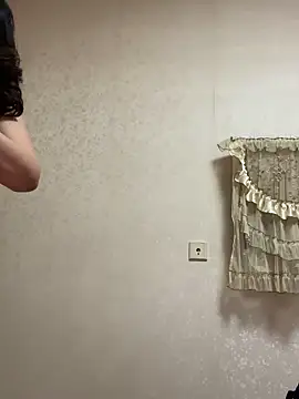 anna yngs online show from November 2025 11:36:02 AM