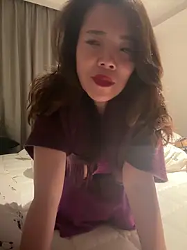 anna yngs online show from October 2025 01:34:02 PM