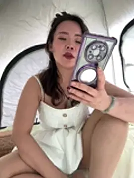 anna yngs online show from April 2026 04:54:01 AM