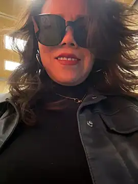 anna yngs online show from February 2026 05:07:01 AM