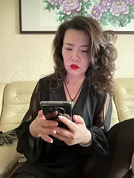 anna yngs online show from June 2026 06:34:01 AM