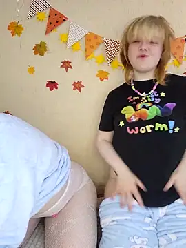 Snapshot of xrixsyx_and_ricky chatting on November 2025 07:23:02 AM xrixsyx and ricky online show from November 2025 07:23:02 AM