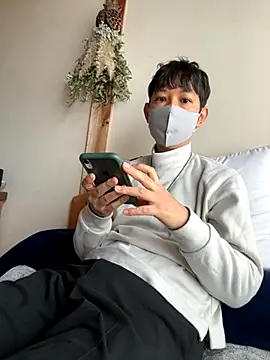 tom19899q online show from November 2025 01:21:02 AM