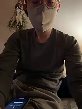 tom19899q online show from November 2025 04:22:01 PM