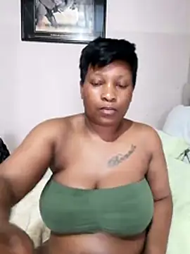 Snapshot of Yummyboomsbb chatting on March 2026 11:38:02 AM Yummyboomsbb online show from March 2026 11:38:02 AM