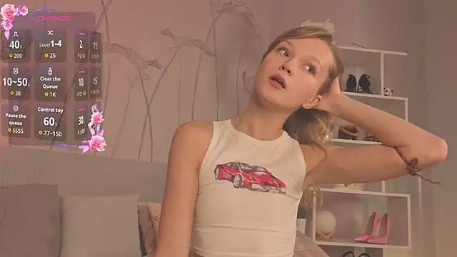 Kara smalltits online show from September 2025 12:10:01 PM