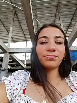 Snapshot of -juicy_ chatting on October 2025 08:53:01 PM -juicy online show from October 2025 08:53:01 PM