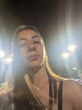 Snapshot of -juicy_ chatting on November 2025 11:09:01 PM -juicy online show from November 2025 11:09:01 PM